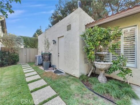 146  Orchard  , Irvine, CA