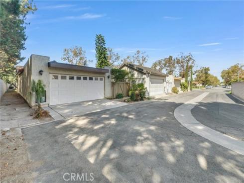 146  Orchard  , Irvine, CA