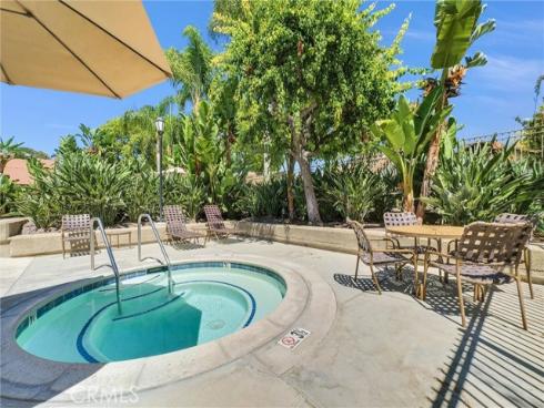 146  Orchard  , Irvine, CA