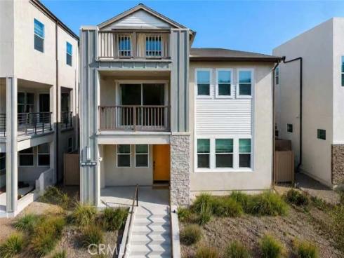 254  Tank  , Irvine, CA