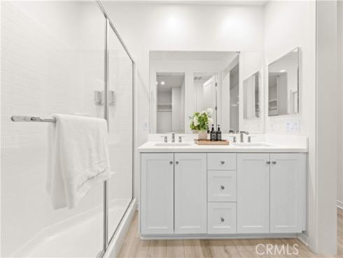 143 Coastal Gdn , Irvine, CA