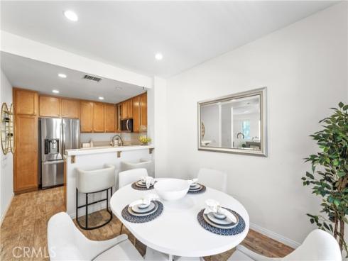118 Coral Rose , Irvine, CA