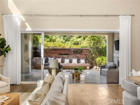 88  Iluna  , Irvine, CA