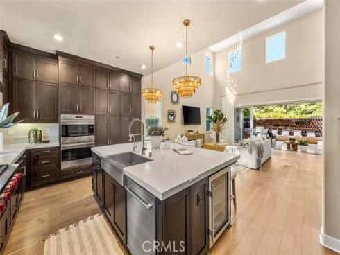 88  Iluna  , Irvine, CA
