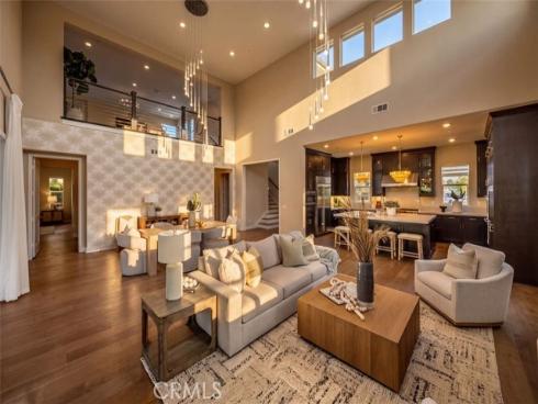 88  Iluna  , Irvine, CA