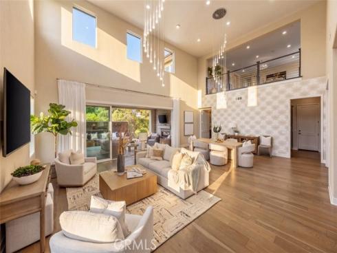 88  Iluna  , Irvine, CA