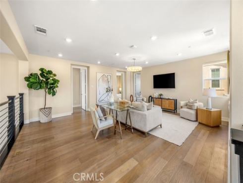 88  Iluna  , Irvine, CA