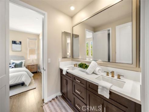 88  Iluna  , Irvine, CA