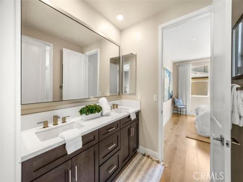 88  Iluna  , Irvine, CA