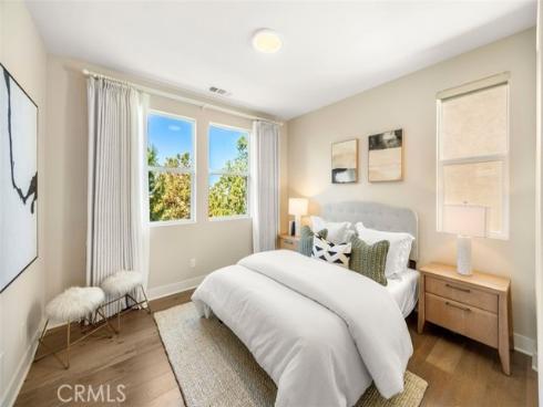 88  Iluna  , Irvine, CA