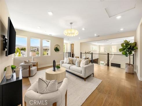 88  Iluna  , Irvine, CA