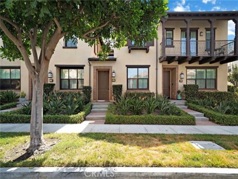 110  Mighty Oak  , Irvine, CA