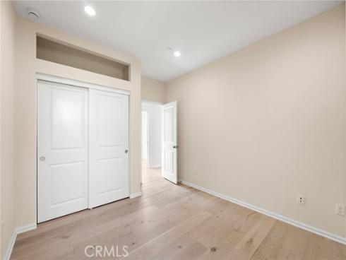 110  Mighty Oak  , Irvine, CA