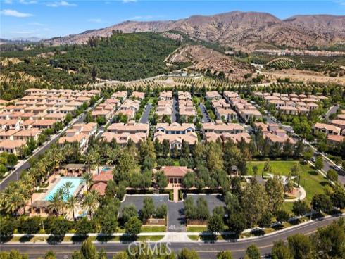 110  Mighty Oak  , Irvine, CA