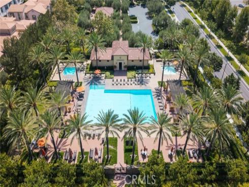 110  Mighty Oak  , Irvine, CA