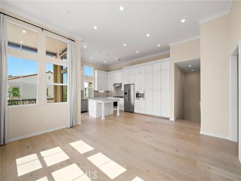 110  Mighty Oak  , Irvine, CA