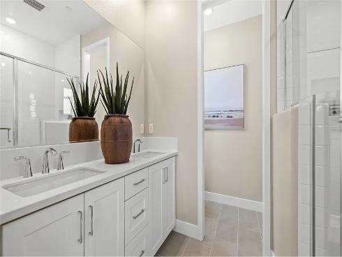 721  Sonia  , Irvine, CA