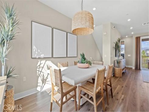 721  Sonia  , Irvine, CA