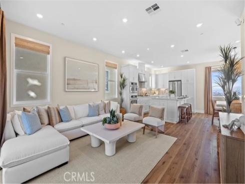 721  Sonia  , Irvine, CA