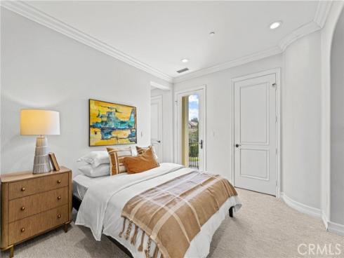 28 Blue Summit , Irvine, CA