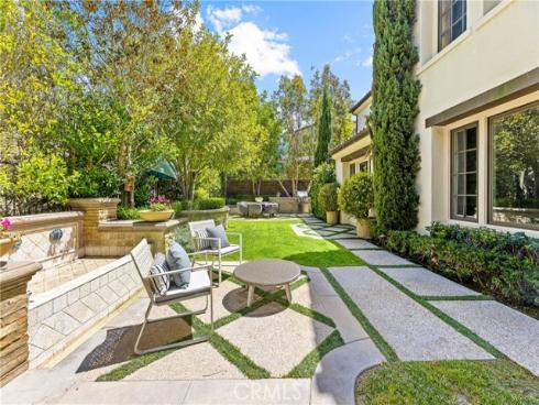 28 Blue Summit , Irvine, CA