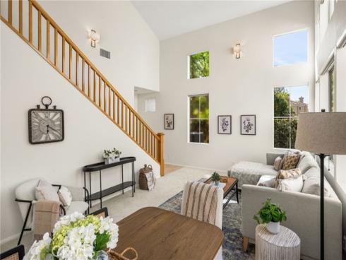 37 Del Cambrea , Irvine, CA
