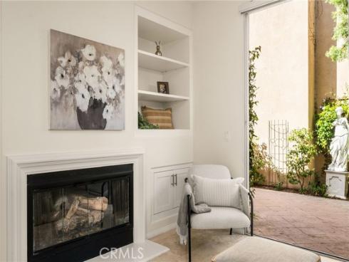 37 Del Cambrea , Irvine, CA