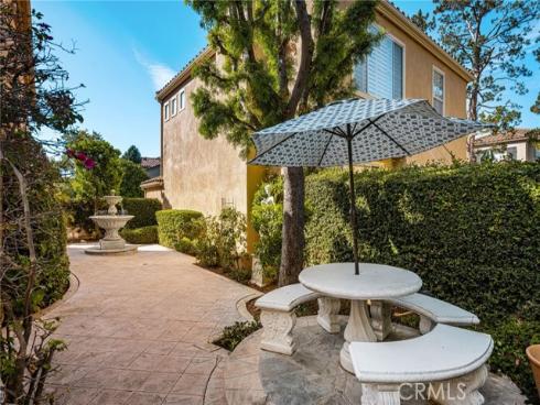 37 Del Cambrea , Irvine, CA