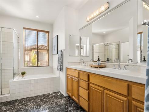 37 Del Cambrea , Irvine, CA