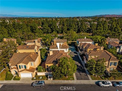 37 Del Cambrea , Irvine, CA