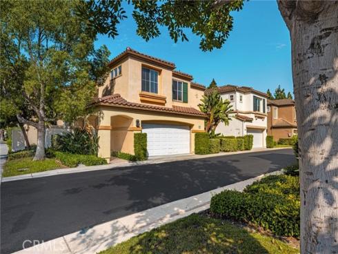 37 Del Cambrea , Irvine, CA