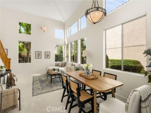 37 Del Cambrea , Irvine, CA