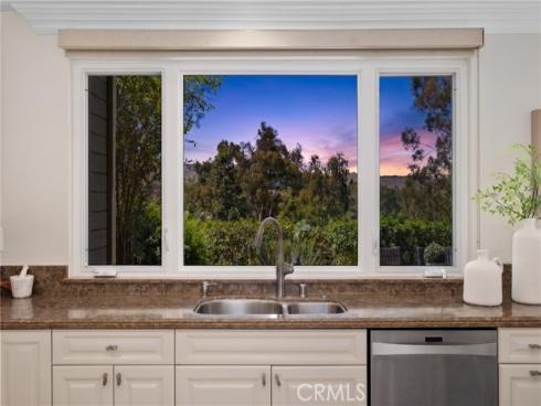 40  Morning View  , Irvine, CA