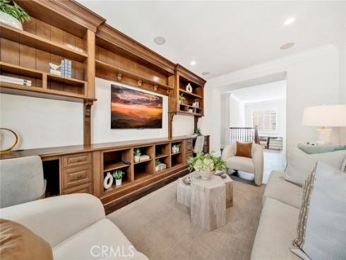 57 Cortland , Irvine, CA