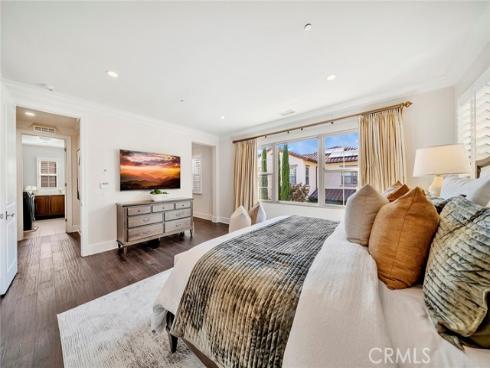 57 Cortland , Irvine, CA