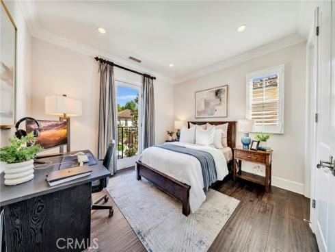 57 Cortland , Irvine, CA