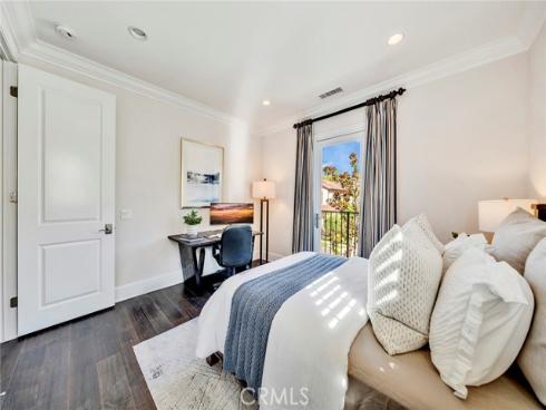 57 Cortland , Irvine, CA