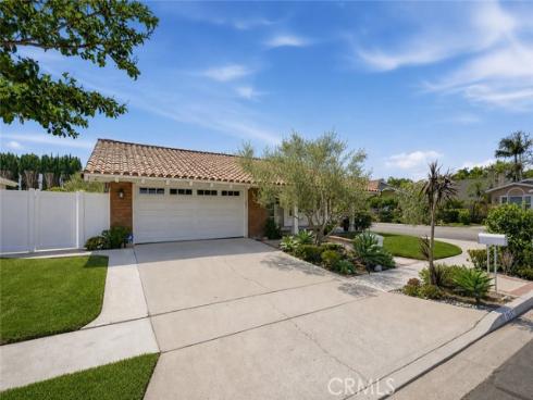 15452 Orleans Circle, Irvine, CA