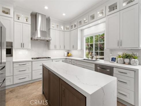 41  Carpenteria  , Irvine, CA