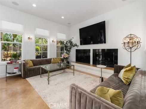 41  Carpenteria  , Irvine, CA
