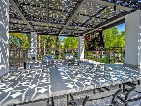 45 Iceberg Rose , Irvine, CA