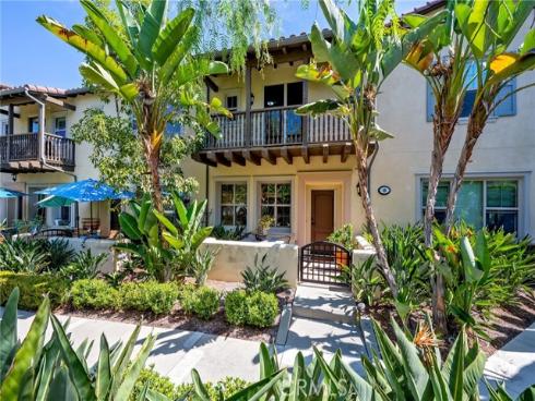 45 Iceberg Rose , Irvine, CA