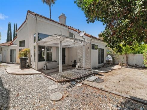7 Del Perlatto , Irvine, CA