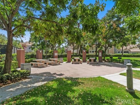 7 Del Perlatto , Irvine, CA