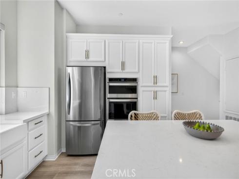 126  Keeper  , Irvine, CA