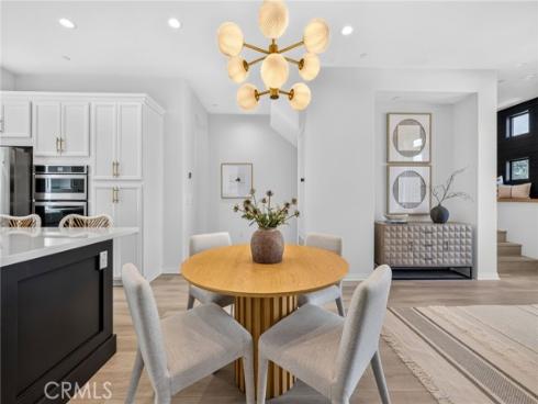 126  Keeper  , Irvine, CA