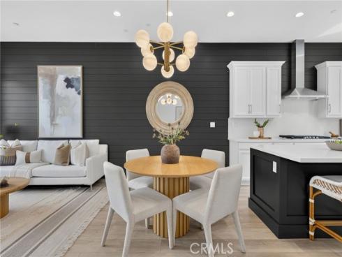 126  Keeper  , Irvine, CA