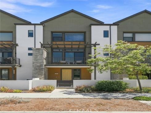 126  Keeper  , Irvine, CA