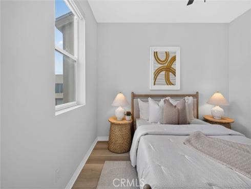 126  Keeper  , Irvine, CA