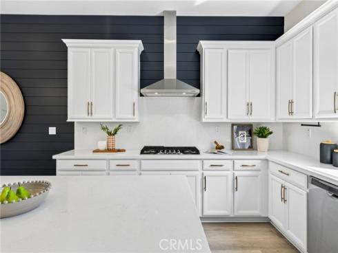 126  Keeper  , Irvine, CA